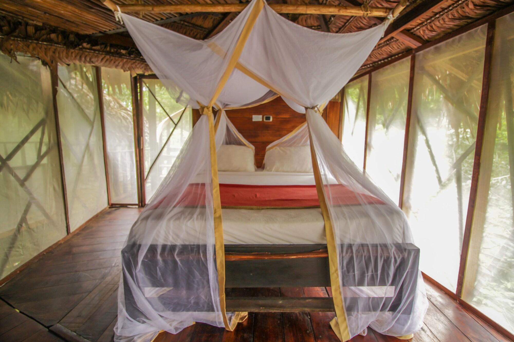 On Vacation Amazon Hotel Летисия Екстериор снимка