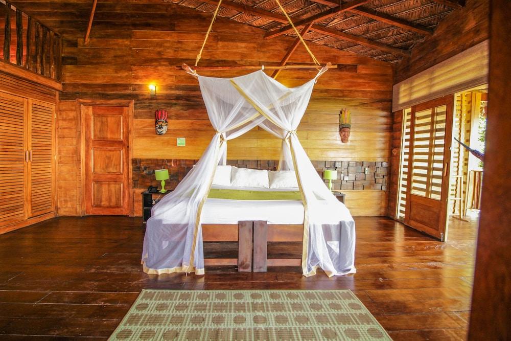 On Vacation Amazon Hotel Летисия Екстериор снимка